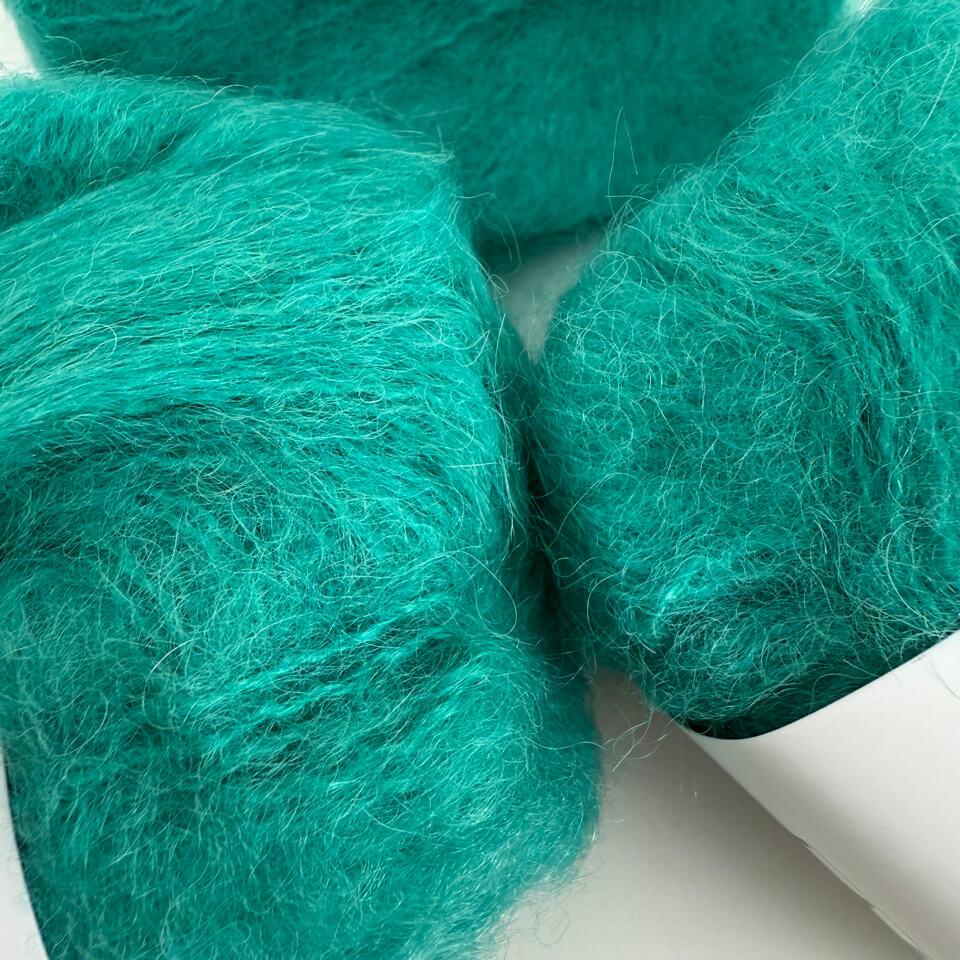 Suri Alpaca Emerald - Image 3