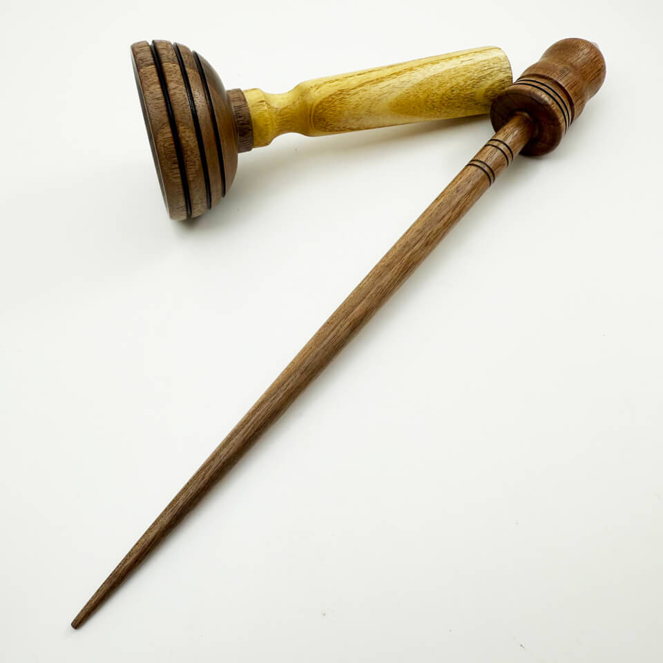 Kravelli Walnut Support Spindle With Walnut Oak Lap Bowl - Image 3