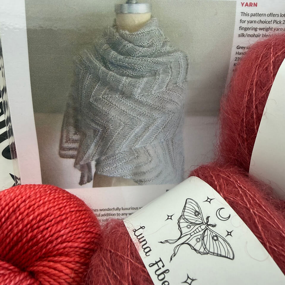 Luna Chevron Cloud Shawl Kit - Image 3
